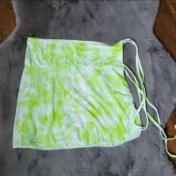 Triangle Tie Dye 3 Piece Bikini Set with Skirt Swimsuit - Picture 12 of 12